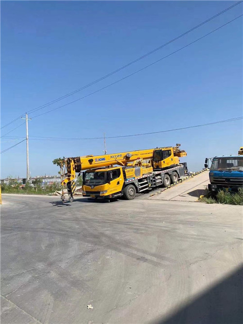 万全区吊车作业时，可能会产生哪些额外收费项目？