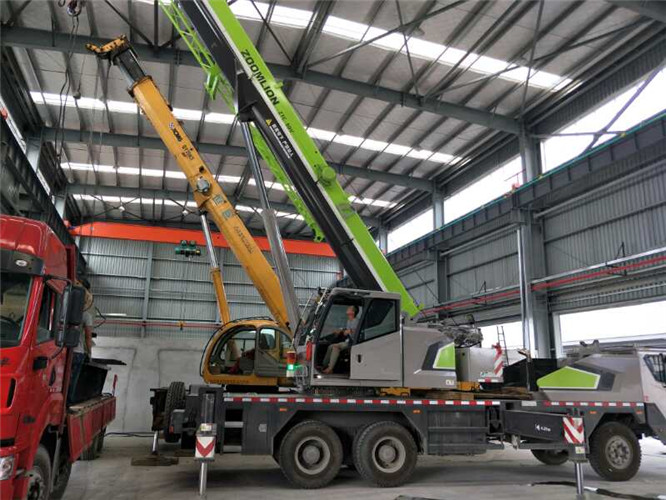 万全区高空车出租需要注意哪些安全事项？